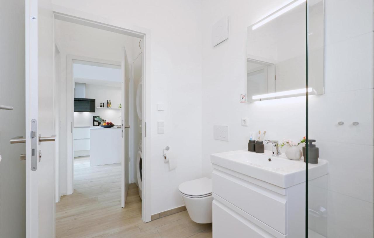 Stunning Home In Lembruch-Duemmer See With Wifi エクステリア 写真